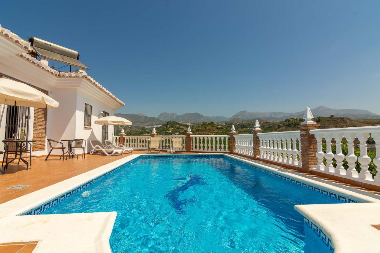 Villa Andalucia: Cerca De Todo, Intimidad Y Espacio Nerja Eksteriør billede