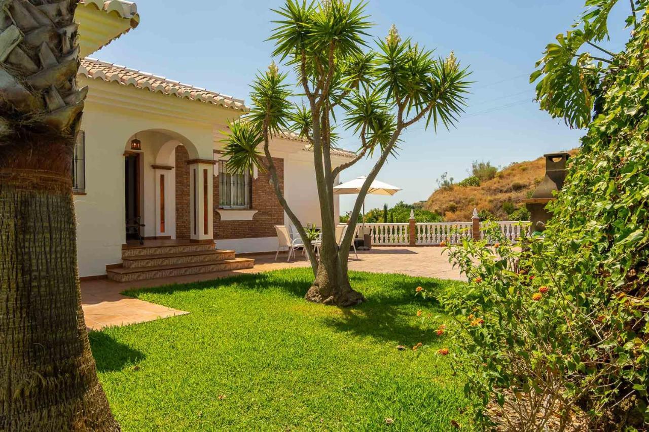 Villa Andalucia: Cerca De Todo, Intimidad Y Espacio Nerja Eksteriør billede